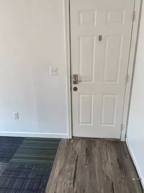 125 Maple St #101, Pendleton, SC 29670 photo 3