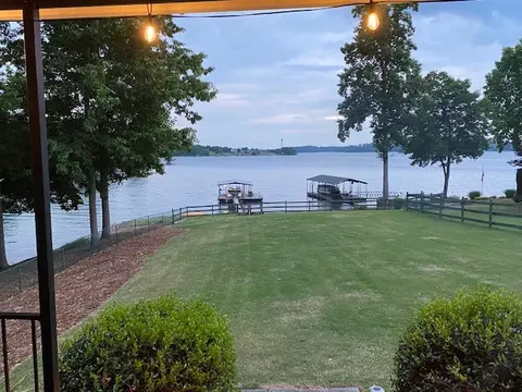 303 Sugarhill Rd, Seneca, SC 29672 photo 10
