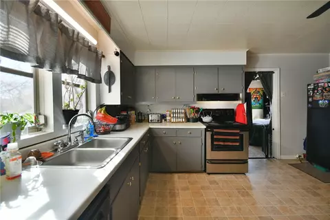 524 Pope Field Rd, Easley, SC 29642