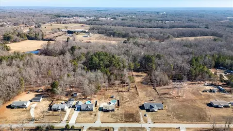 153 Lesley Rd, Pelzer, SC 29669 photo 23