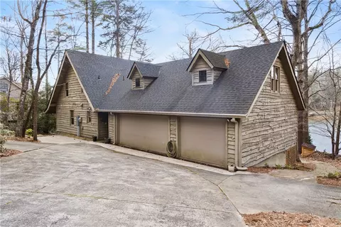 125 Wren Rd, Mountain Rest, SC 29664