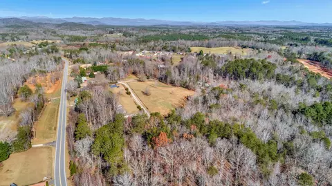 380 Blazer Trl, Walhalla, SC 29691 photo 7