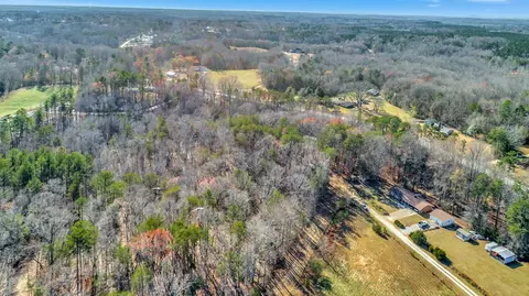 380 Blazer Trl, Walhalla, SC 29691 photo 3