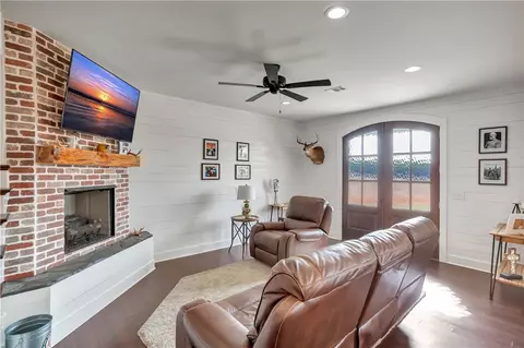 725 Wilton E Hall Rd, Starr, SC 29684 photo 8