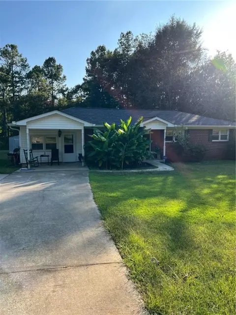 1362 Shiloh Rd, Seneca, SC 29678
