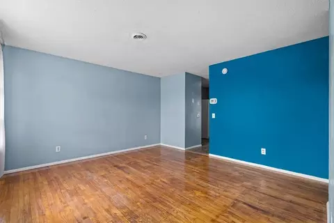 117 Walnut St, Central, SC 29630 photo 4