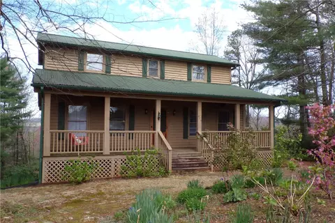 815 Lenore B Ln, Mountain Rest, SC 29664
