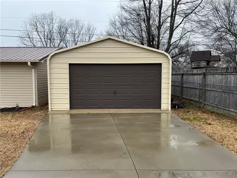 110 Pinson Dr, Honea Path, SC 29654 photo 5