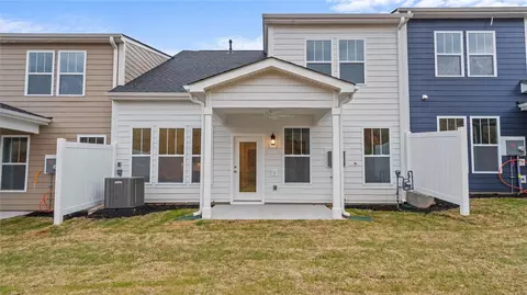 114 Doya Ct, Central, SC 29630 photo 3