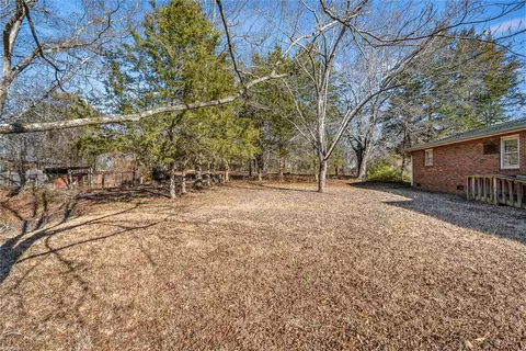 128 Pollard Rd, Starr, SC 29684 photo 10