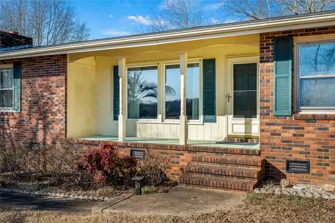 128 Pollard Rd, Starr, SC 29684 photo 5