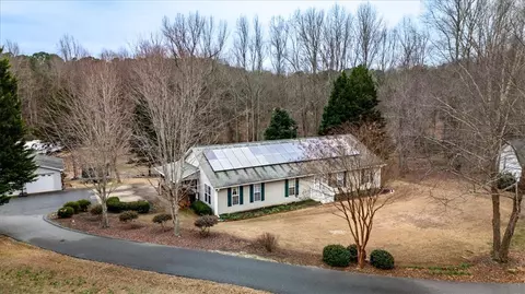 11 Dottie Ct, Williamston, SC 29697