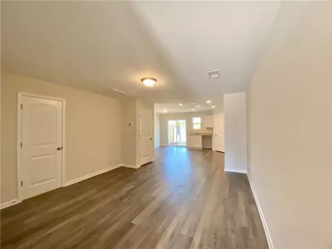 215 Samuel St, Pendleton, SC 29670 photo 3