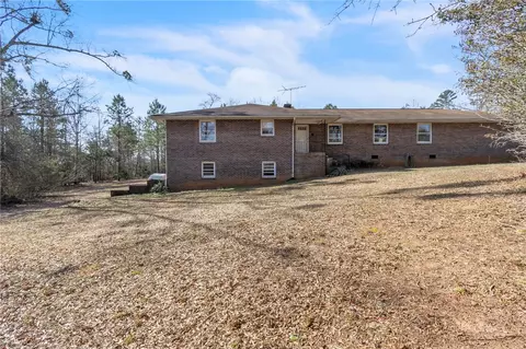 255 Vance Dr, Seneca, SC 29678