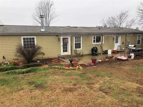 1550 Martin Rd, Starr, SC 29684 photo 2