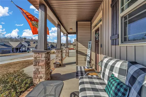 503 Turning Leaf Ln, Greer, SC 29651 photo 5