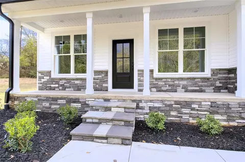 321 Thompson St, Pendleton, SC 29670 photo 9