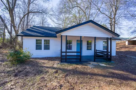 234 Maple St, Cowpens, SC 29330