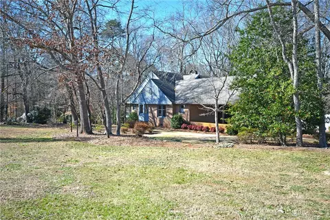409 Haverhill Cir, Easley, SC 29642