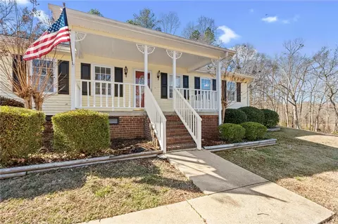 407 Saluda Rd, Williamston, SC 29697