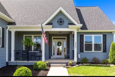 1312 Falcons Dr, Walhalla, SC 29691 photo 2