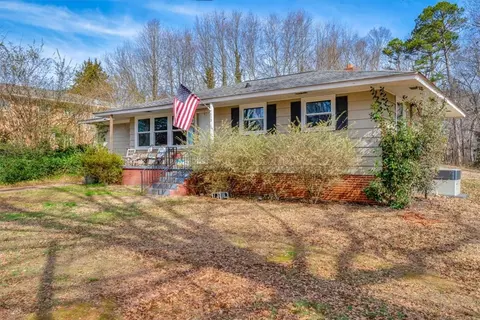 112 Pineview Dr, Liberty, SC 29657 photo 3