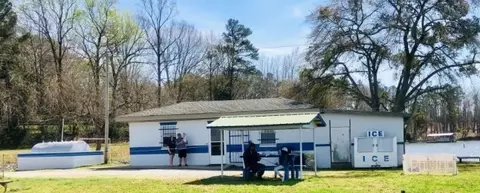 1147 Jets Landing Rd, Abbeville, SC 29620