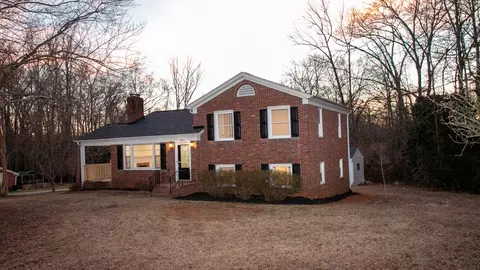 214 S Green St, Williamston, SC 29697