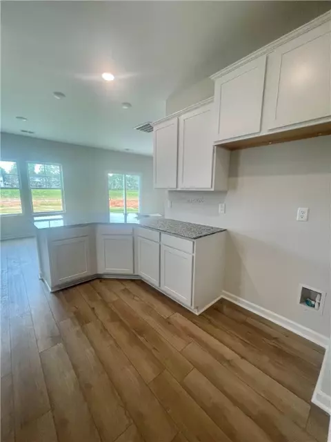 111 Brown Cir, Easley, SC 29642 photo 9