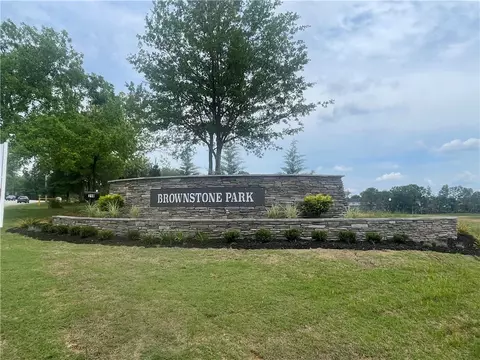 111 Brown Cir, Easley, SC 29642 photo 6
