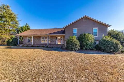 201 Sugar Creek Rd, Greer, SC 29650