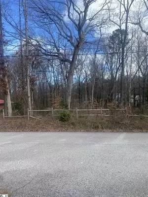162 Oak Hill Dr, Piedmont, SC 29673