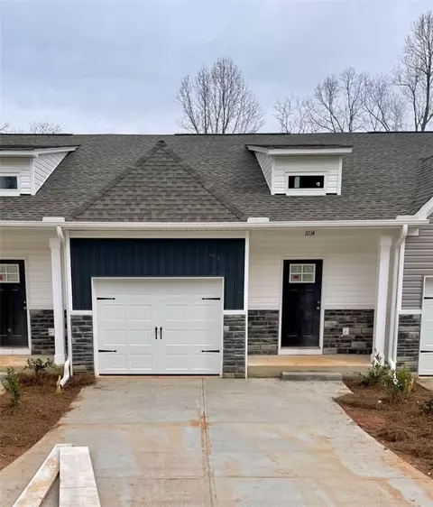 11114 Watson Dr #B, Seneca, SC 29672