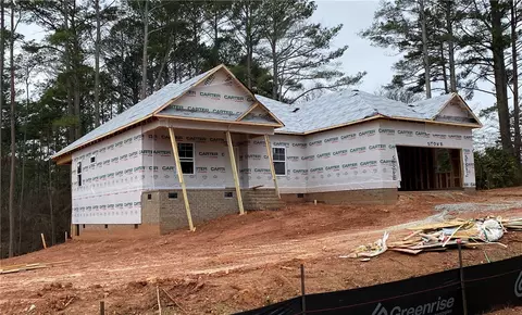 2634 Dogleg Ln, Seneca, SC 29678
