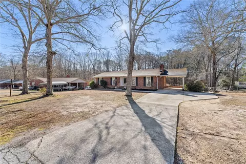 103 Briarwood Dr, Belton, SC 29627