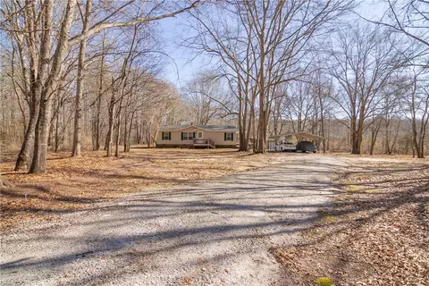 12 Bowhunter Ln, Pelzer, SC 29669 photo 4