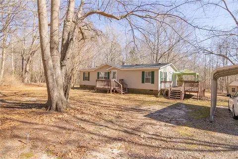 12 Bowhunter Ln, Pelzer, SC 29669 photo 2