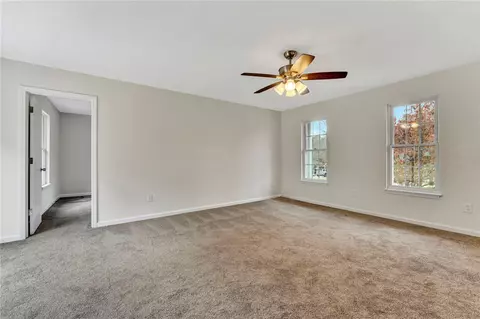 107 S Gadwall Dr, Easley, SC 29642 photo 4