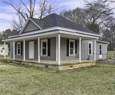 1206 W End Ave, Anderson, SC 29625