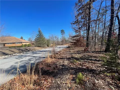 07 Sixteenth Cir, Walhalla, SC 29691 photo 4