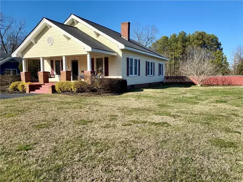 708 N Main St, Honea Path, SC 29654 photo 2
