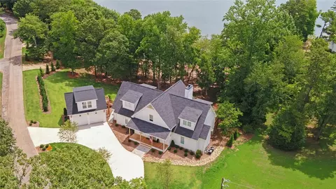 2012 Crawford Ferry Rd, Hartwell, GA 30643