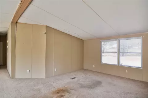 196 Harbor Crest Dr, Waterloo, SC 29384 photo 4