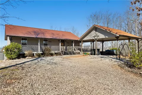 200 Kenwood Dr, Westminster, SC 29693