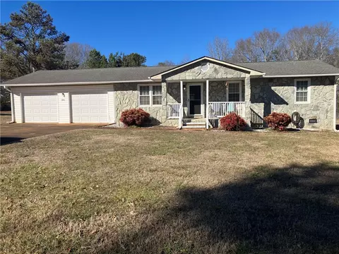 145 Bertha Dr, Anderson, SC 29625