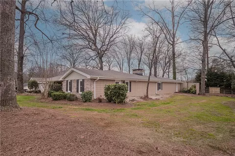 104 Robinall Dr, Easley, SC 29642 photo 3