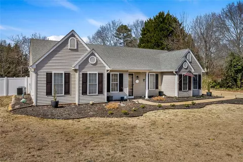 121 Jasmine Ln, Pendleton, SC 29670 photo 4