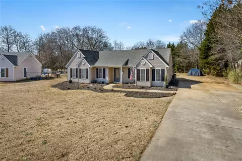121 Jasmine Ln, Pendleton, SC 29670 photo 2