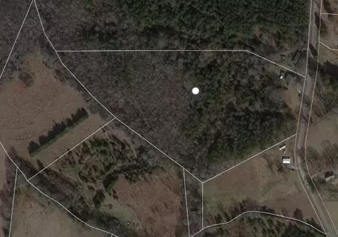 225 Honicutt Rd, Donalds, SC 29638