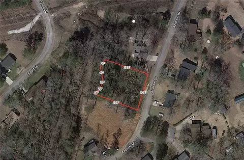108 Andrew Dr, Seneca, SC 29678
